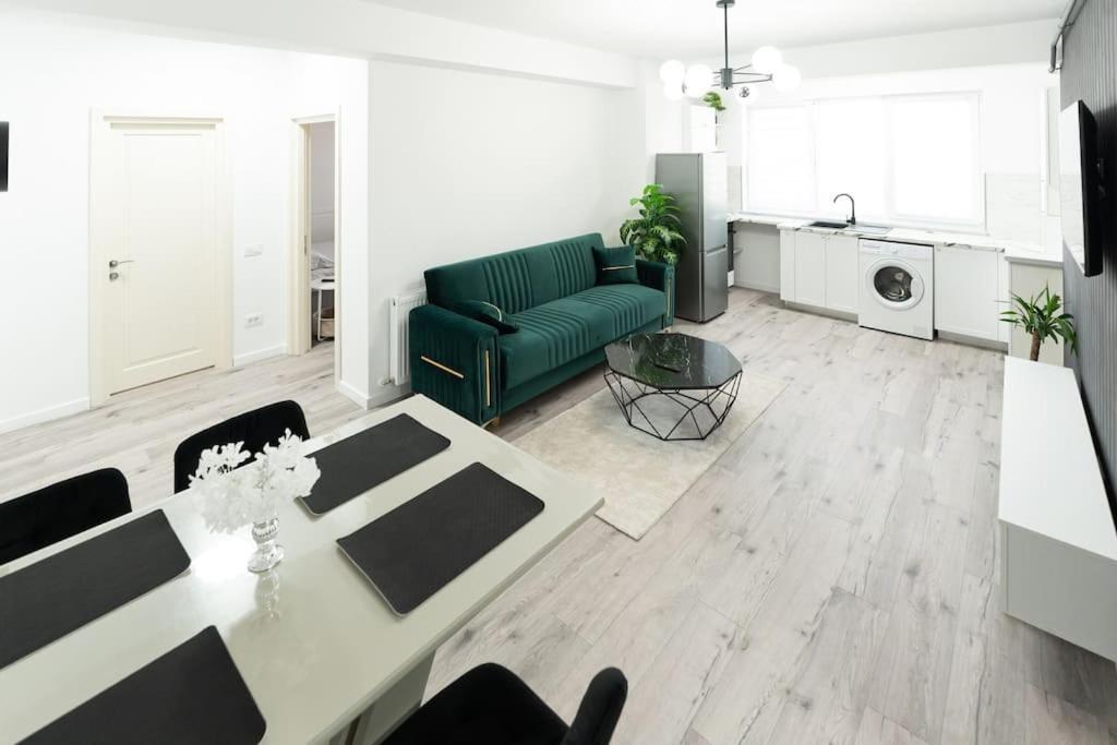 Apartament Markos Suceava Eksteriør bilde