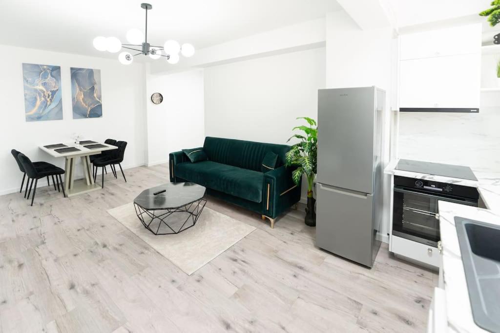 Apartament Markos Suceava Eksteriør bilde